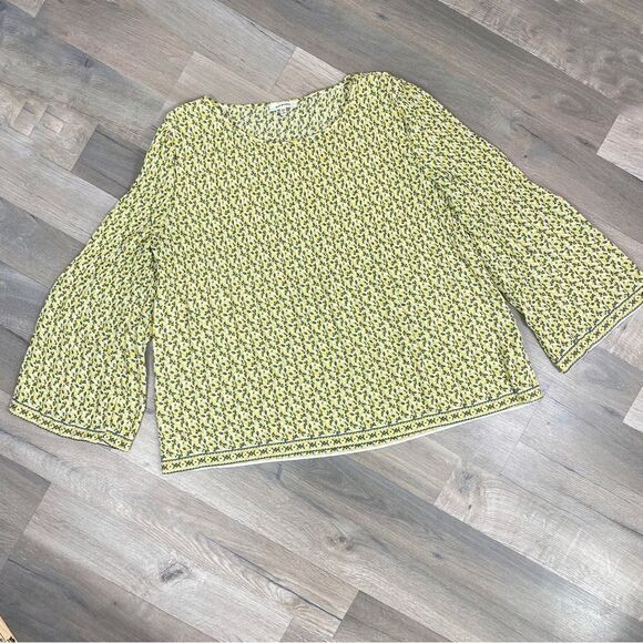 Max Studio Flower Bud Crepe Pleated Blouse Yellow Ivory Large - Picture 13 of 15